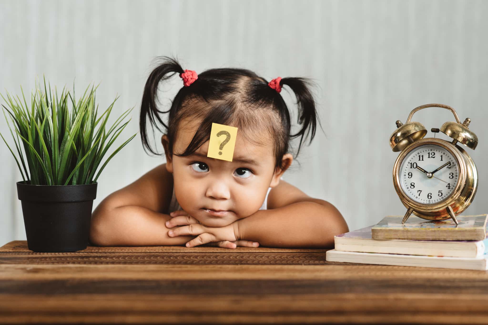 子どもは虫歯になりやすいのか考えるイメージ