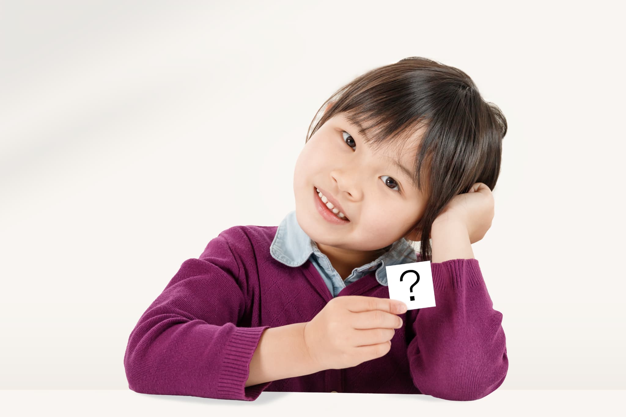 子どものすきっ歯は放置しても良いか考える子ども