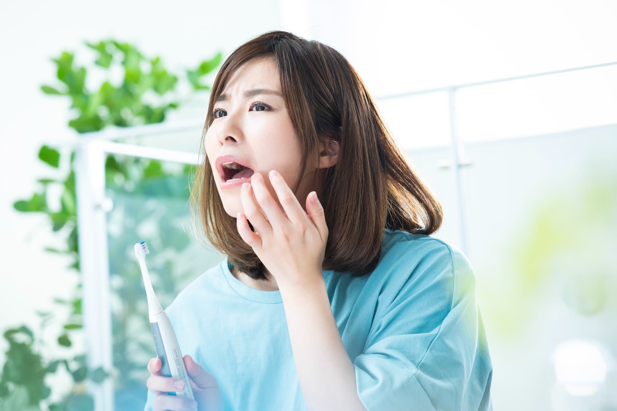 矯正治療中に虫歯ができたら！対処法と予防法を解説