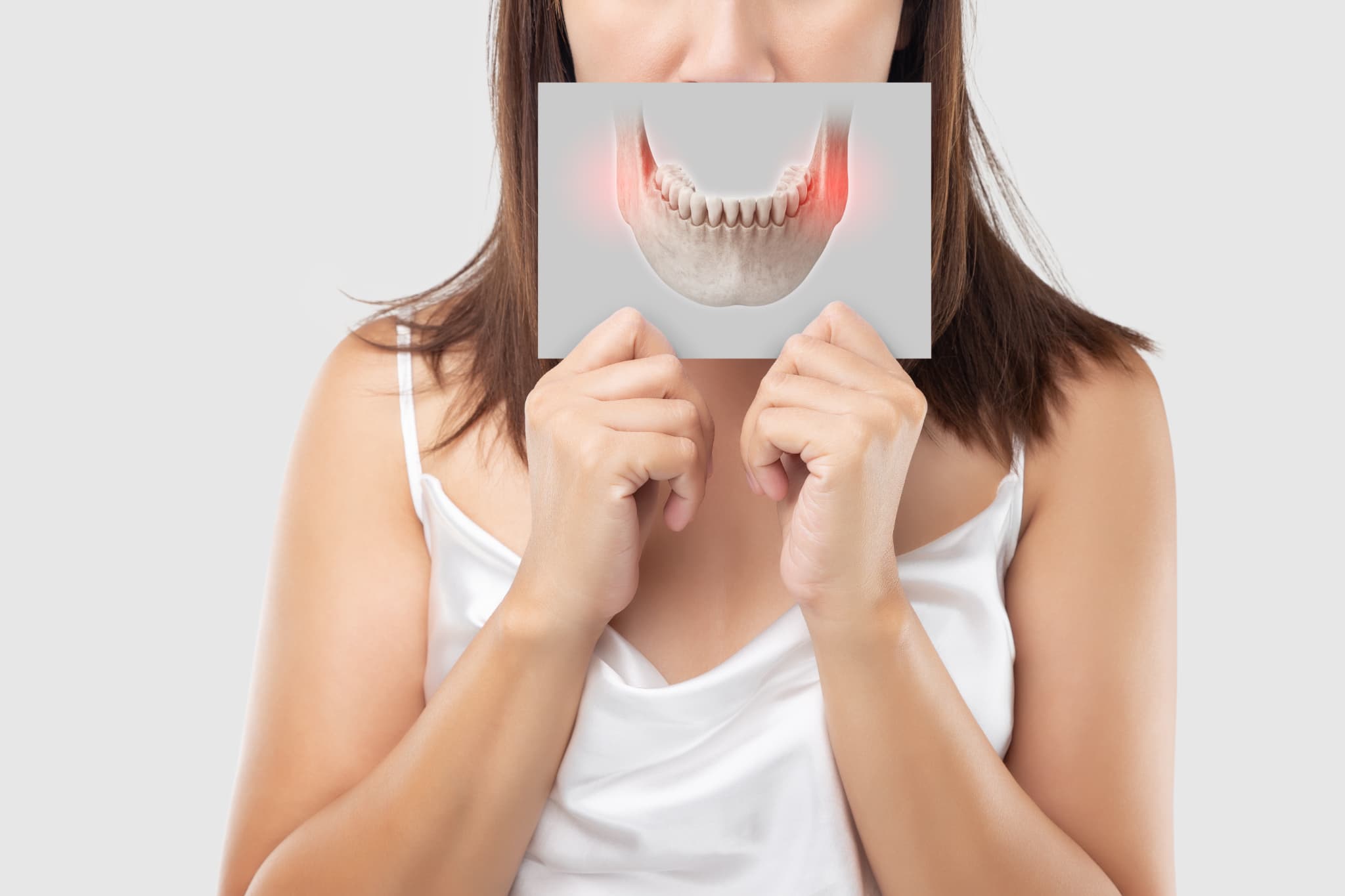 顎関節症を放置するとどうなる？悪化を防ぐためのポイントも